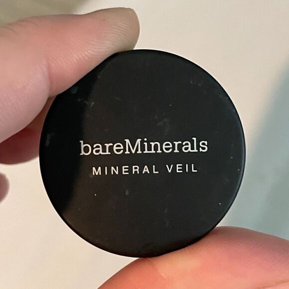 NWOB FLAWED bareMinerals Trial Tinted Mineral Veil - OS - Picture 1 of 2